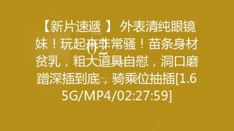 【极品瑜伽教练】绿毛衣牛仔裤  女神这一对大长腿真诱惑  圆润翘臀主动求干