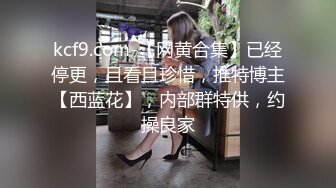   三男两女激情啪啪开始了，洗干净了就上床摸奶玩逼床上沙发交大鸡巴，谁也不闲着草逼又草嘴精彩又刺激推荐[