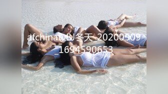 万人求重磅福利，OF极品大乳头原味小清新反差女神【纭纭】订阅，白皙蜜桃臀粉嫩美鲍道具紫薇各种淫态勾引