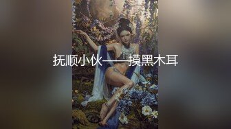 推特新出道的福利姬人气超高【筱田甜】最新作品《雪女未亡人》既然敢露脸，颜值肯定没得说