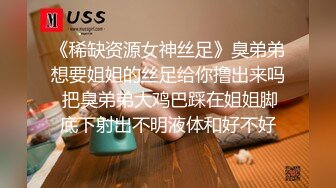 厨房的香艳生活，乡下的妻子直接口了起来，先吃爽啦待会晚上都不用做了！