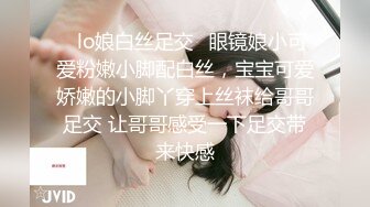 【绿帽淫妻群交乱爱】淫乱骚妻『灵魂伴侣』苗条淫妻与多名单男群P乱交①群交猛男轮操极品娇妻 高清720P原版 (3)